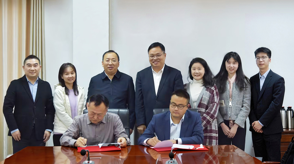 运达与湖北长江电影集团签定战术合作和谈 以能源科技赋能影视产业绿色发展